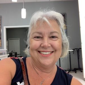 Meet your Posher, Brenda